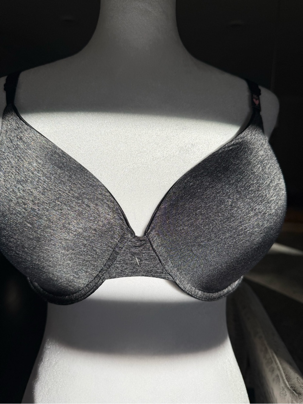 Victoria's Secret Smooth T-Shirt Bra in Charcoal